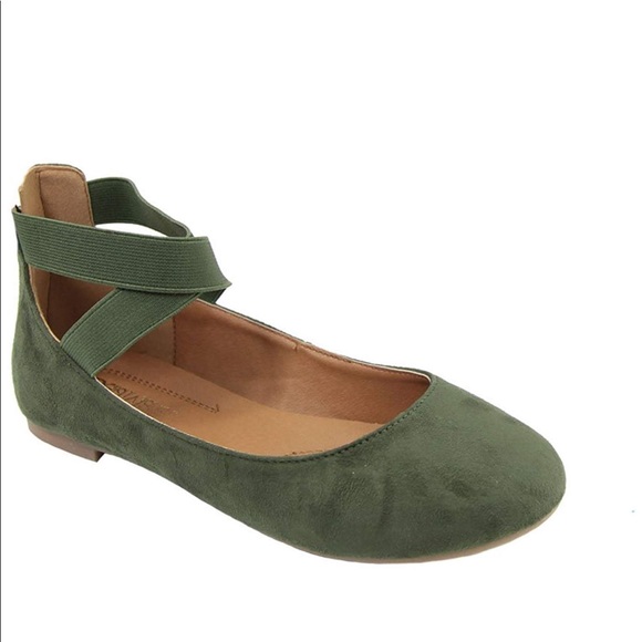Shoes - Dana-20 Ballerina Flats Elastic Crossing Strap